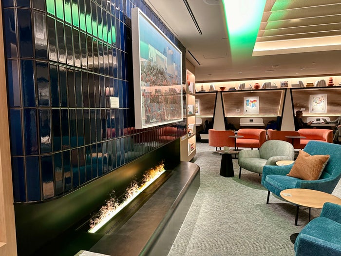Chase LGA lounge fireplace