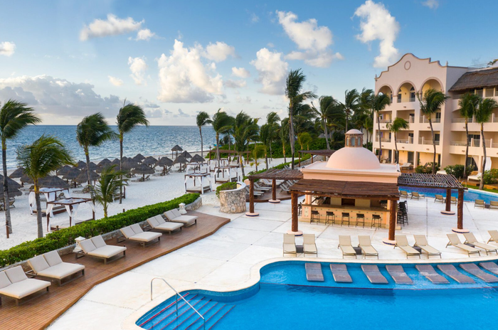 Excellence Club Riviera Cancun pool Excellence Club Riviera Cancun pool