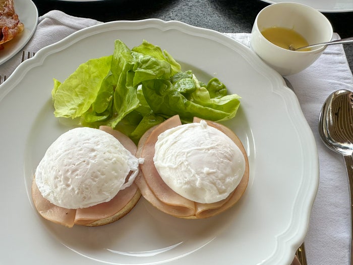 Four Seasons Tamarindo Coyul eggs benedict