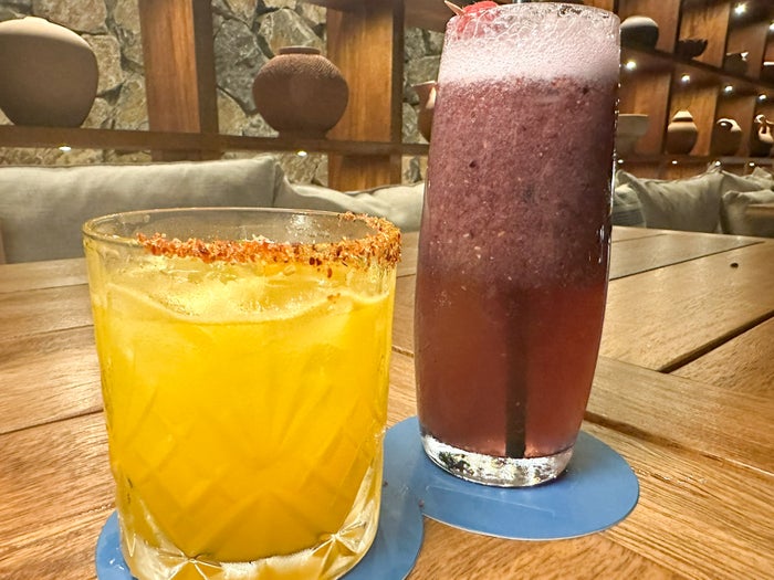 Four Seasons Tamarindo Sal drinks 