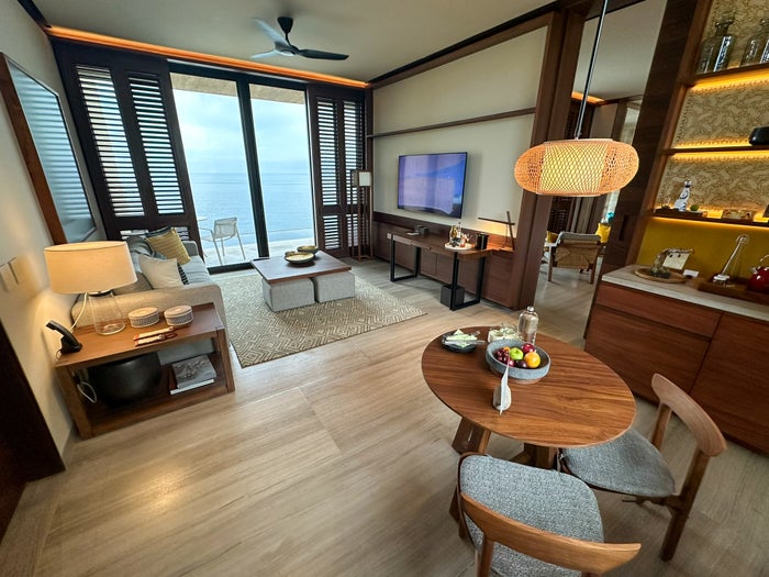 Four Seasons Tamarindo Suite living room