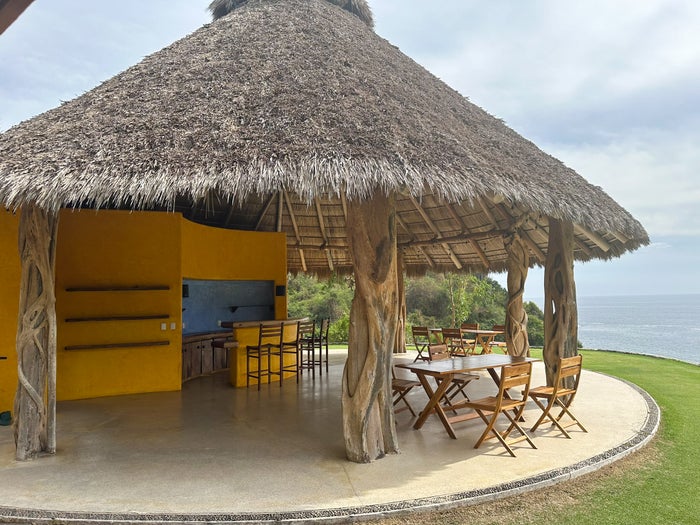 Four Seasons Tamarindo golf course Nueve private dining palapa