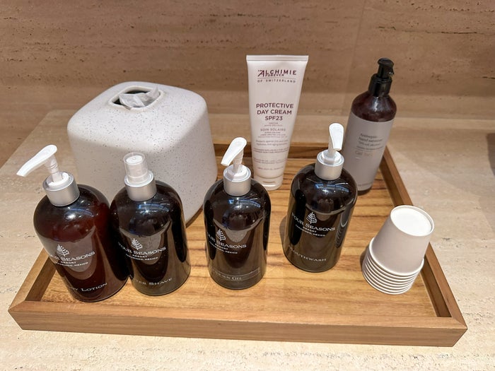 Four Seasons Tamarindo spa amenities
