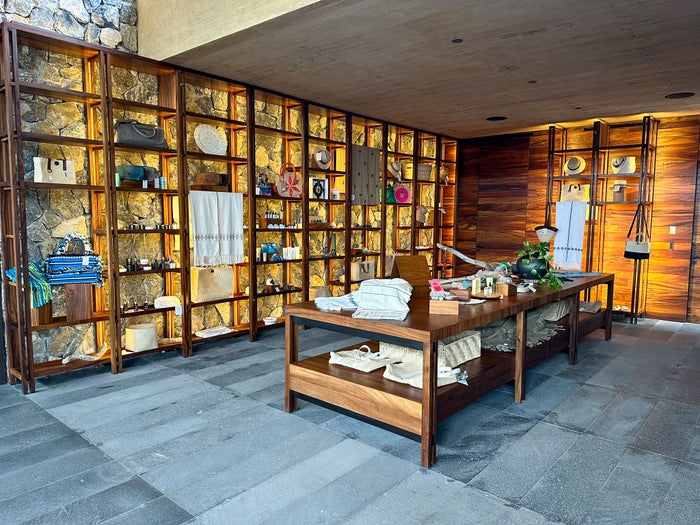 Four Seasons Tamarindo spa boutique