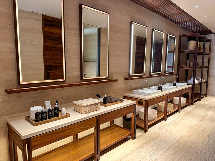Four Seasons Tamarindo spa vanities