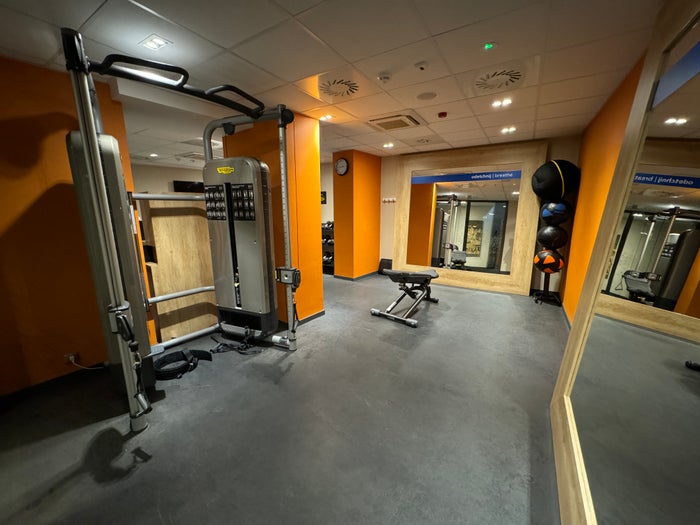 Hampton by Hilton Gdansk Old Town fitness weights Hampton by Hilton Gdansk Old Town fitness weights