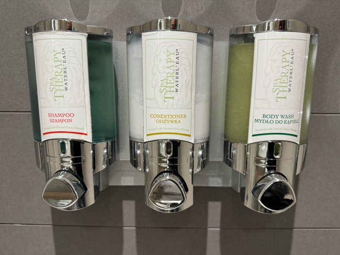 Hampton by Hilton Gdansk Old Town shower amenities Hampton by Hilton Gdansk Old Town shower amenities
