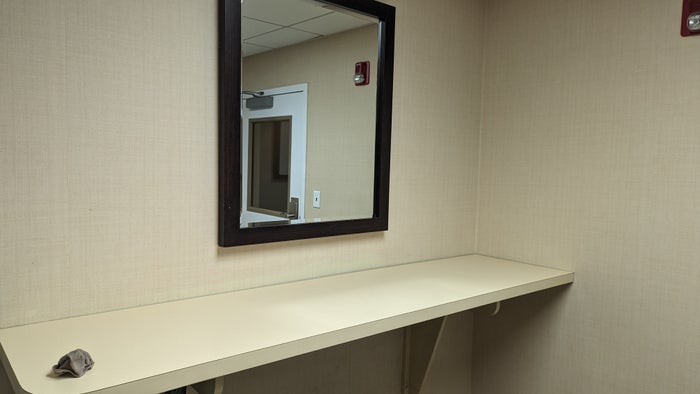 Hilton Pensacola Beach amenities laundry room folding ledge Hilton Pensacola Beach amenities laundry room folding ledge