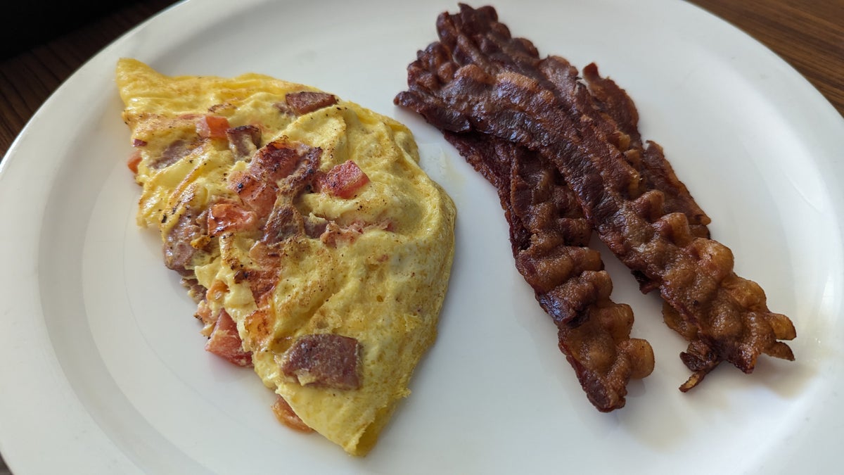 Hilton Pensacola Beach food and beverage room service omelette and side of bacon
