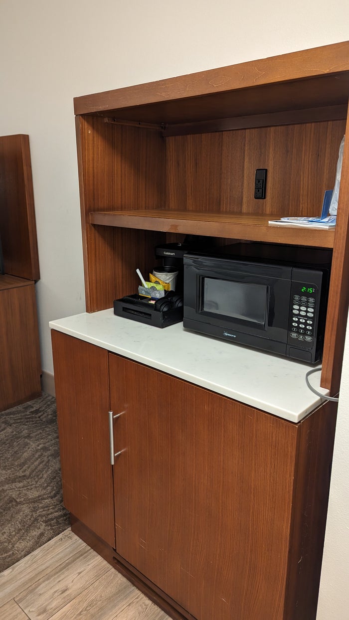 Hilton Pensacola Beach guestroom microwave Hilton Pensacola Beach guestroom microwave
