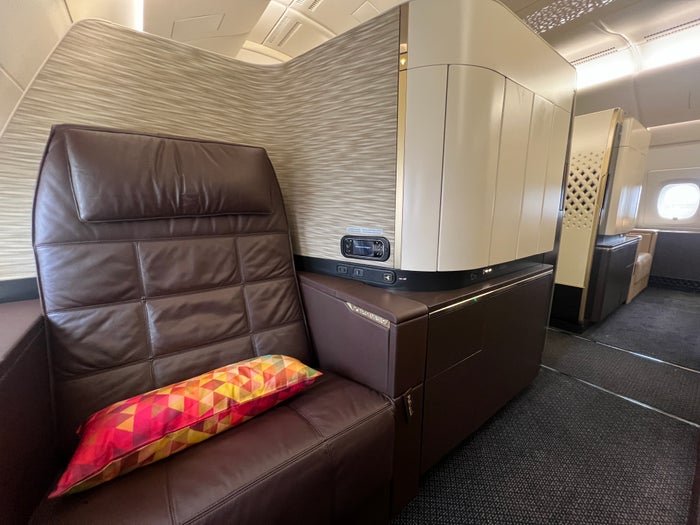 5 Best Etihad Flights To Book With Etihad Guest Miles [Transfer from American Express® Membership Rewards Points]
