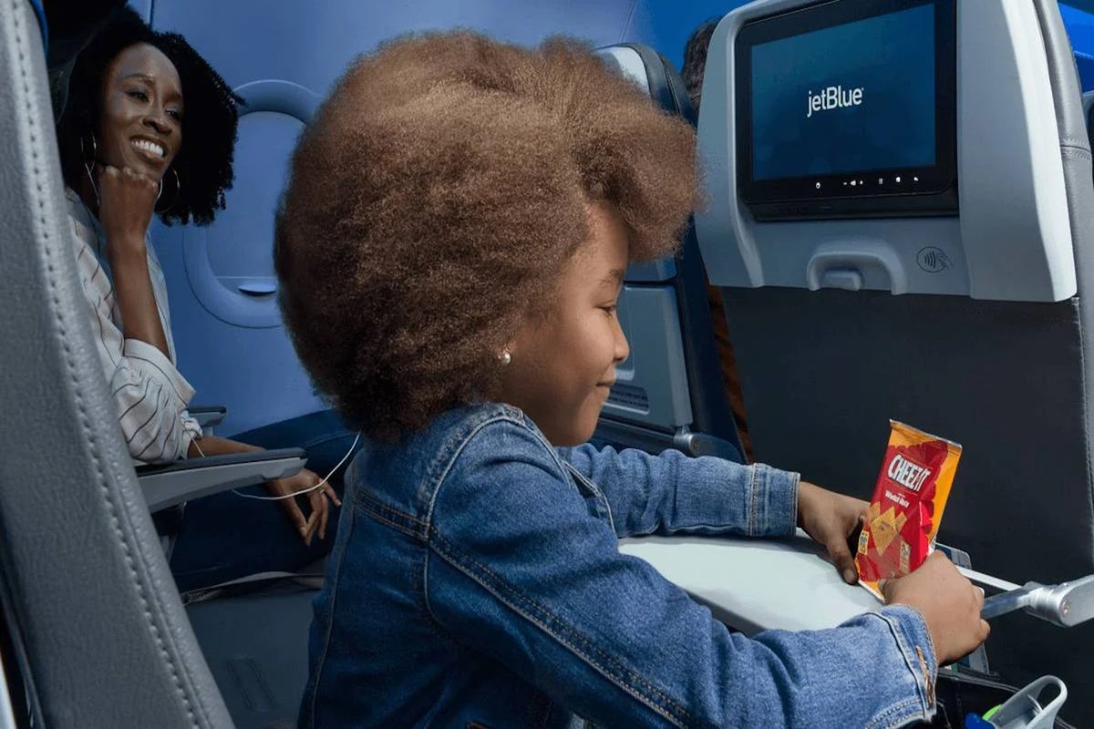 The Ultimate Guide To Flying JetBlue With Kids [2024]