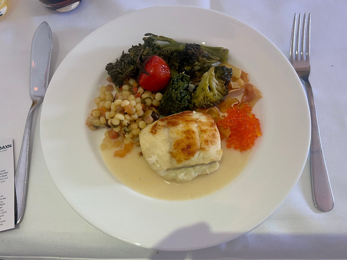 LH F A346 main course fish