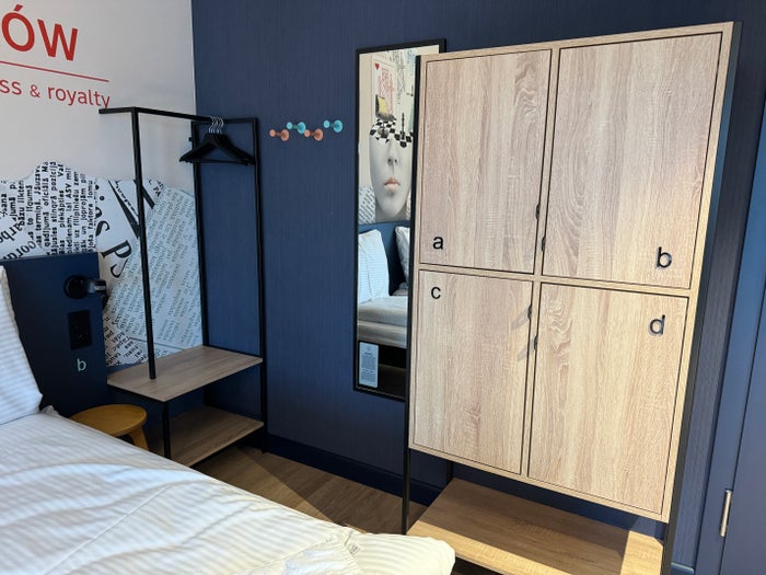 MEININGER Krakow Centrum family room storage cabinet