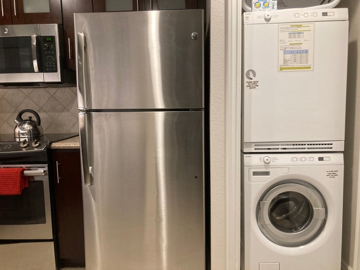 Marriotts Grand Chateau Las Vegas 2BR Villa kitchen refrigetor washer dryer Marriotts Grand Chateau Las Vegas 2BR Villa kitchen refrigetor washer dryer