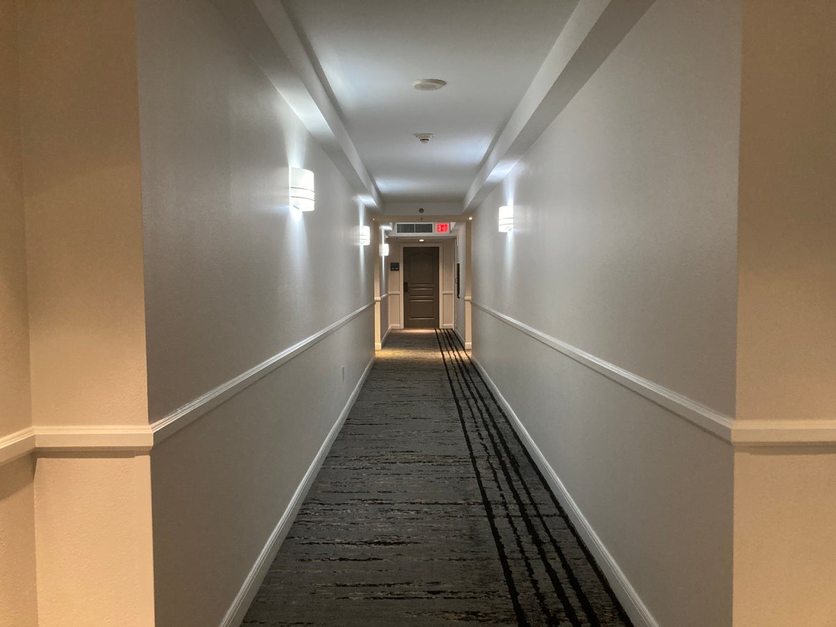 Marriotts Grand Chateau Las Vegas guest floor hallway