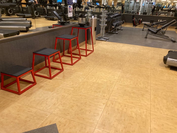 Marriotts Grand Chateau Las Vegas gym jump boxes Marriotts Grand Chateau Las Vegas gym jump boxes