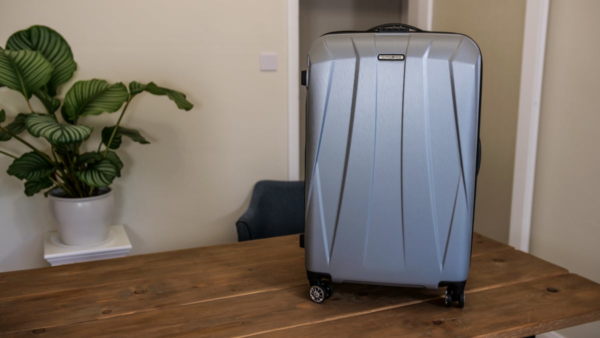 Samsonite Centric 2 Hardside Luggage Review – Is It Worth It? [Video]