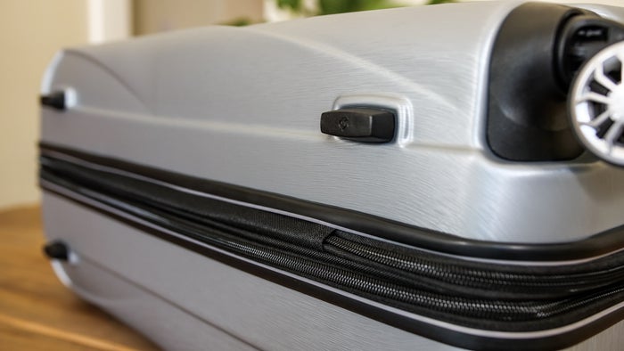 Samsonite Centric 2 hardside luggage feet