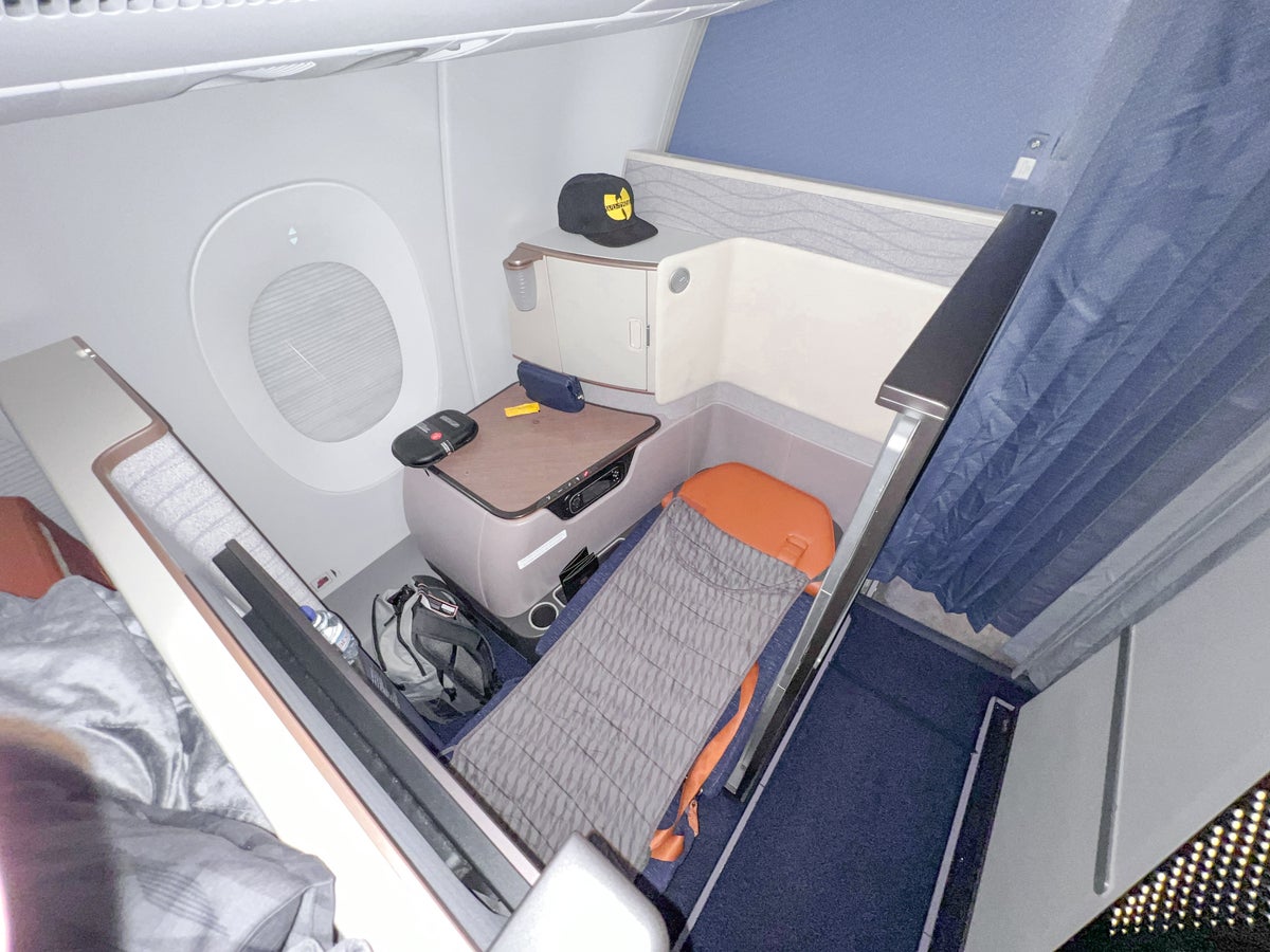 Turkish J A350 2024 bed lie flat with just mattress pad 