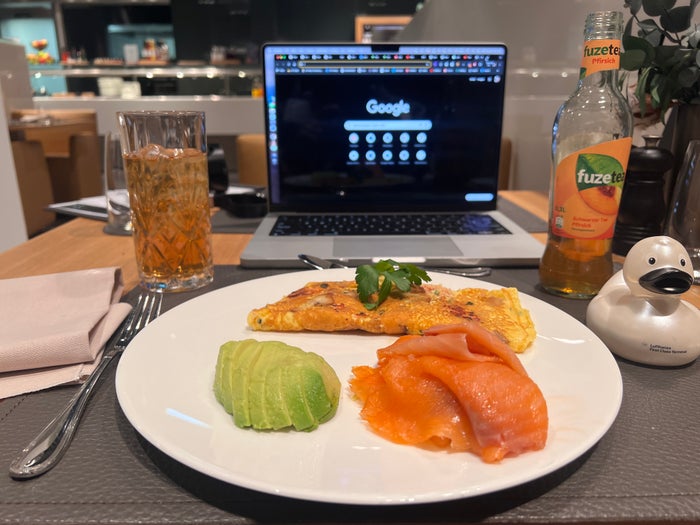 breakfast LH First class lounge FRA breakfast LH First class lounge FRA