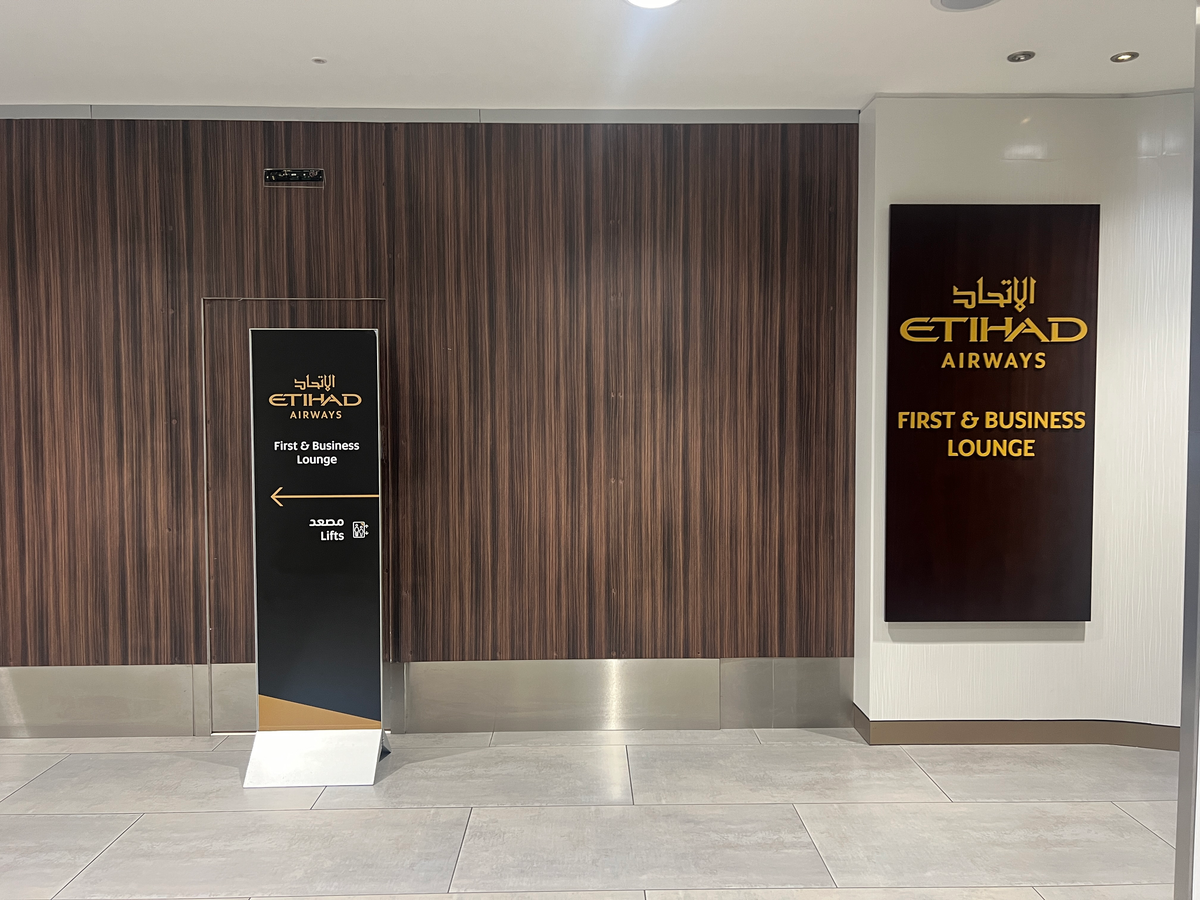 Etihad LHR Lounge Entrance Signs