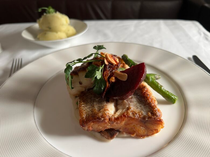Etihad First Class Apartment Red Grouper