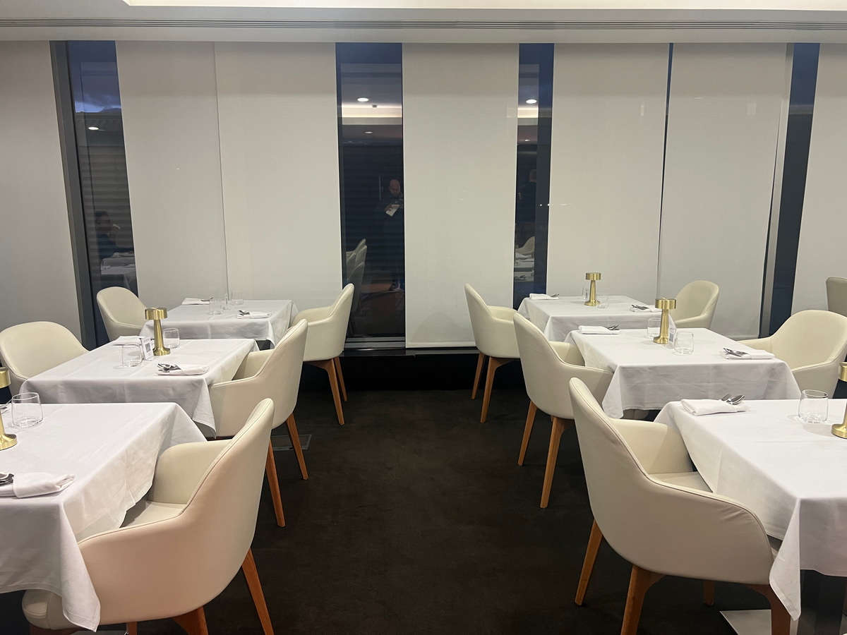 Etihad LHR Lounge Dining Room