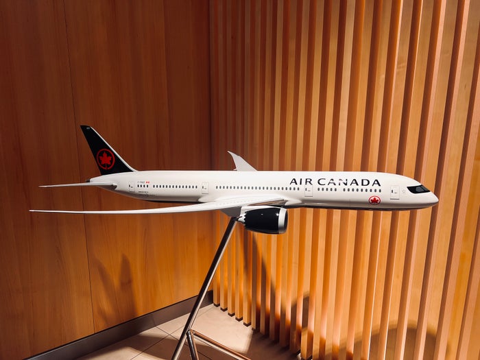 Air Canada Maple Leaf Lounge Frankfurt model 787 Dreamliner