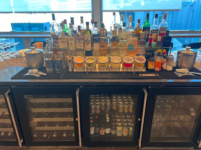 British Airways Lounge San Francisco alcoholic beverages British Airways Lounge San Francisco alcoholic beverages