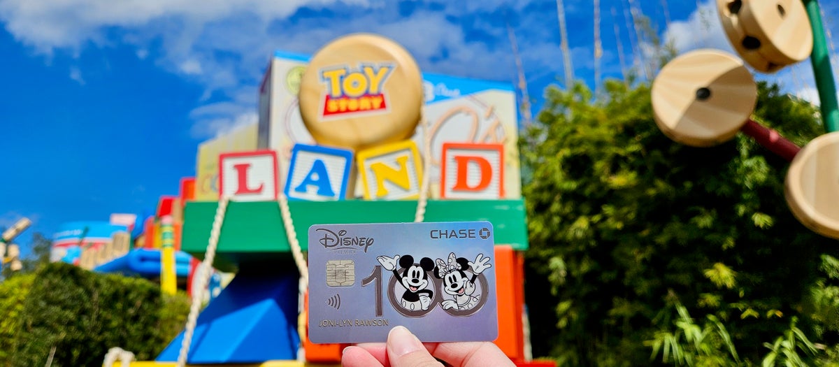 Disney Premier card Toy Story Land