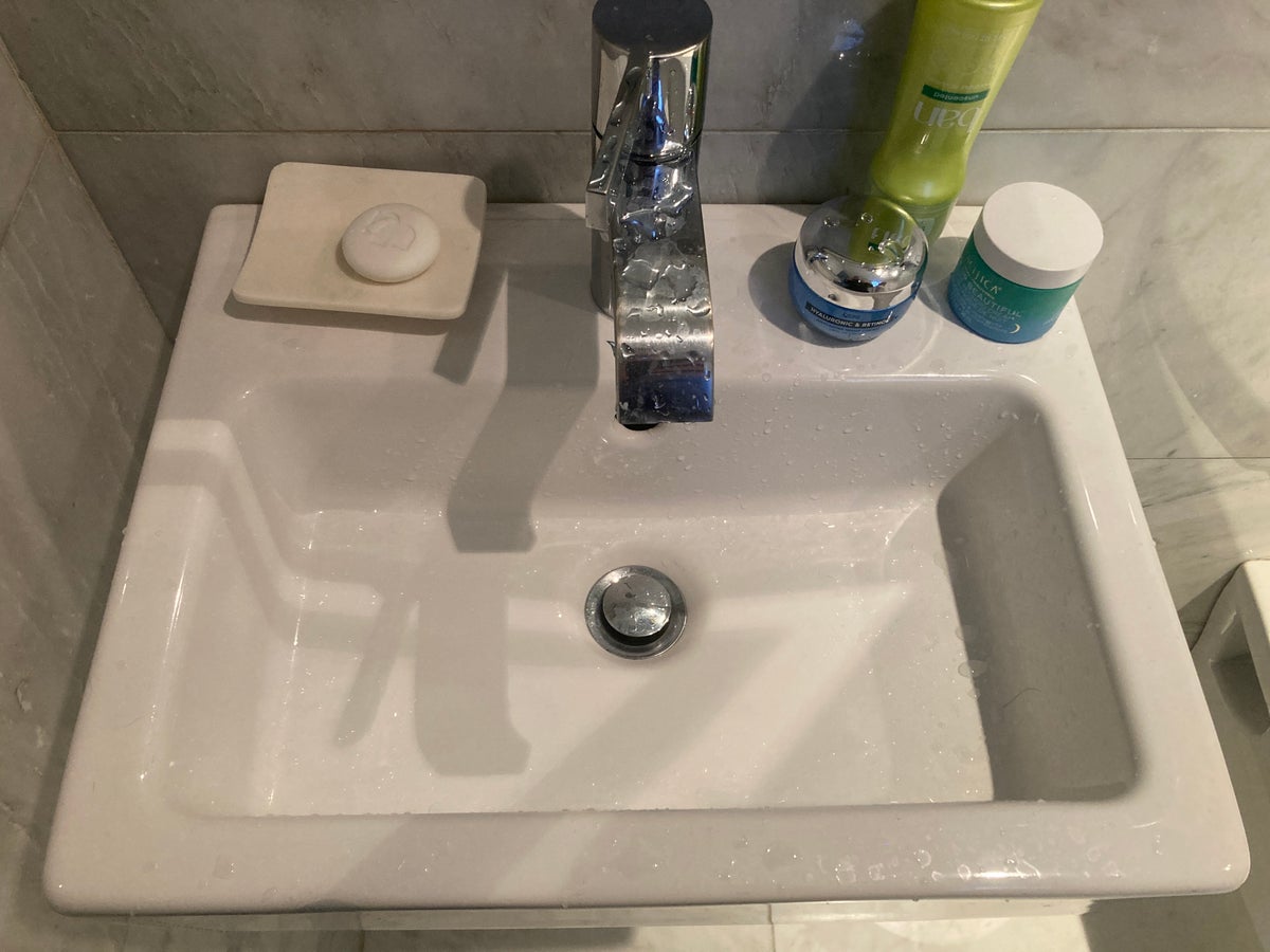 Dream Midtown bathroom sink