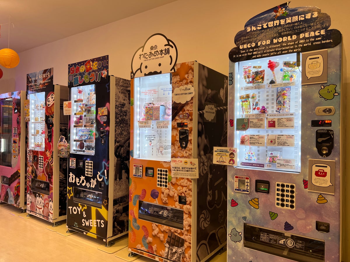 Hilton Tokyo Bay recreation room machines