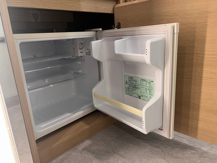 Hilton Tokyo Bay room minifridge