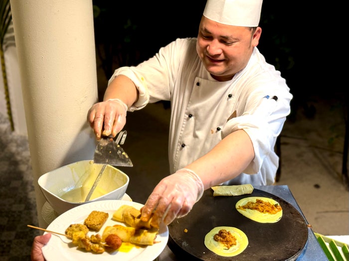 Iru Veli F and B chef Iru Veli F and B chef