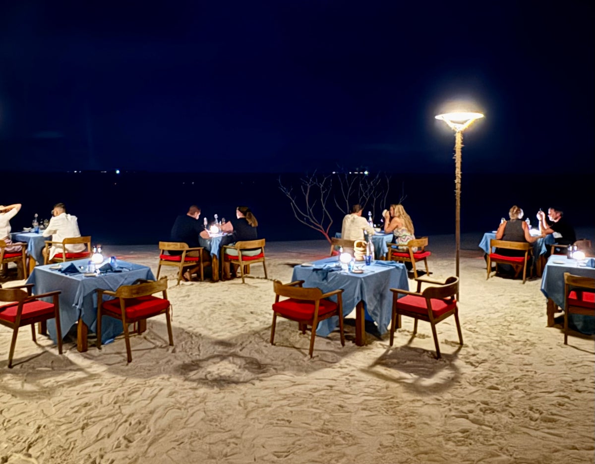 Iru Veli F n B beach dining