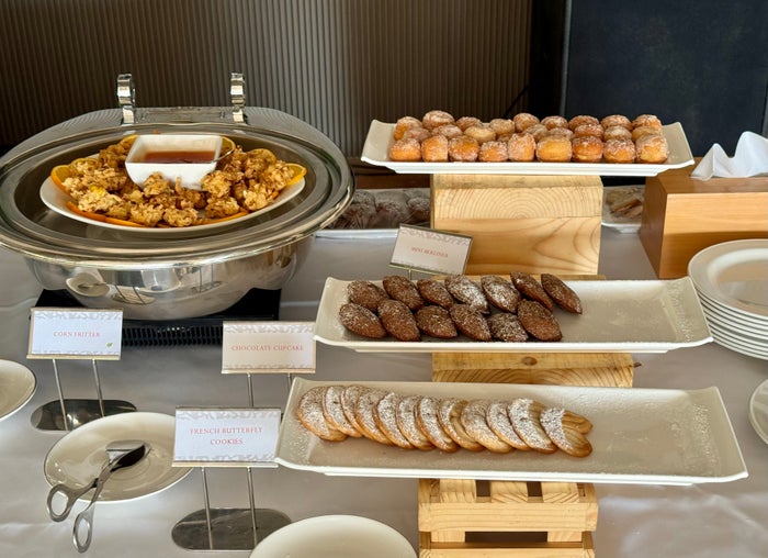 Iru Veli F n B buffet dessert Iru Veli F n B buffet dessert