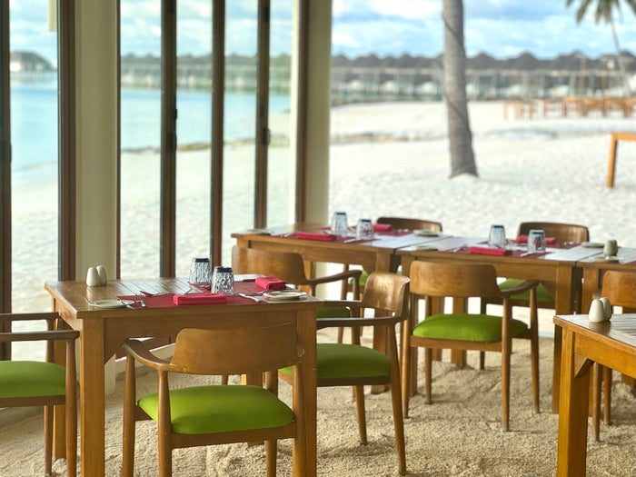 Iru Veli F n B main restaurant Iru Veli F n B main restaurant