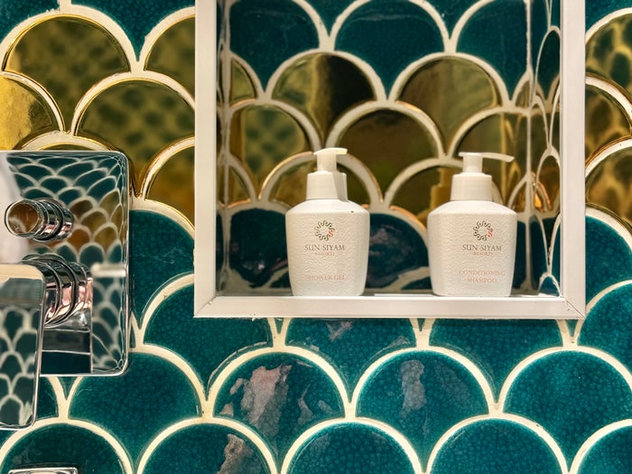 Iru Veli bedroom bathroom amenities Iru Veli bedroom bathroom amenities
