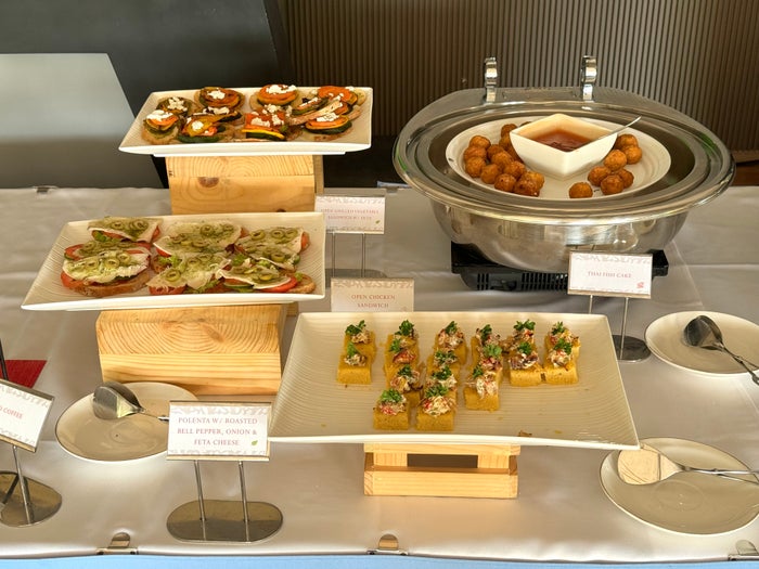 Iru Veli buffet Iru Veli buffet