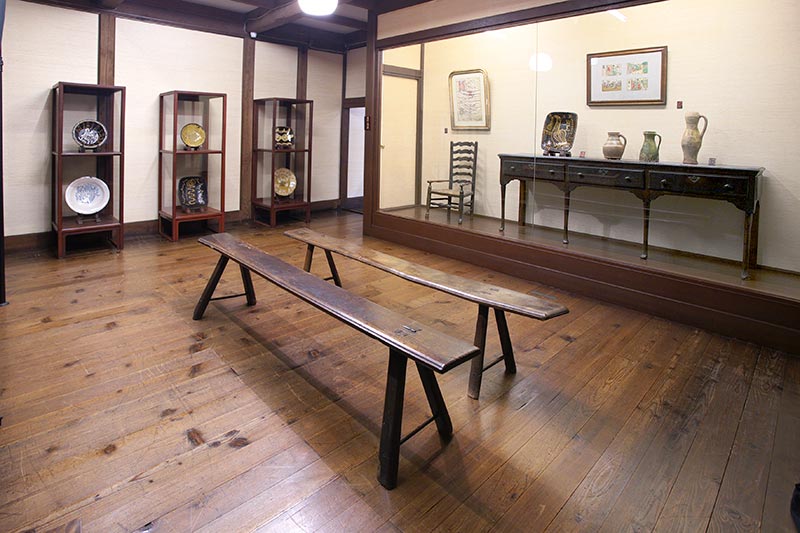 Japan Folk Crafts Museum