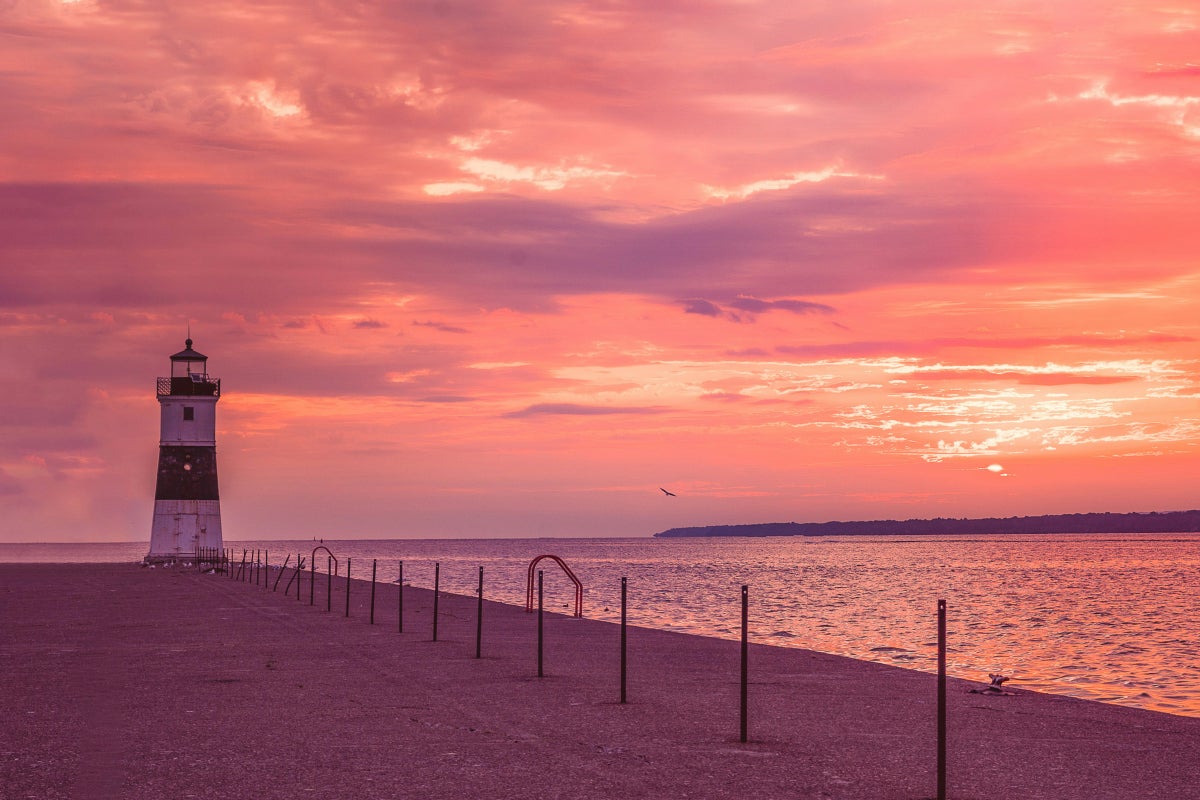 Presque Isle State Park Guide — Lighthouse, Hiking, and More
