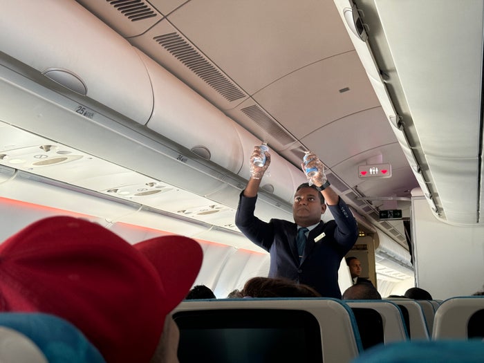 SriLankan DOH CMB A330 300 economy spray SriLankan DOH CMB A330 300 economy spray