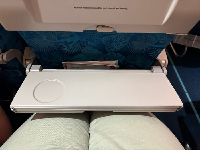 SriLankan DOH CMB A330 300 economy tray table half SriLankan DOH CMB A330 300 economy tray table half