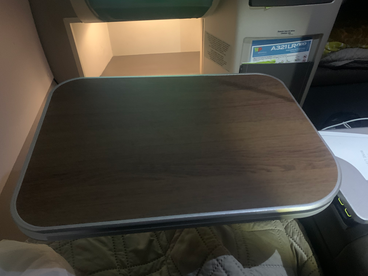 TAP Air Portugal A321LR neo business class EWR LIS tray table