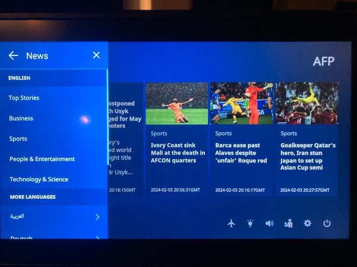 United Boeing 777 200 personal entertainment system news