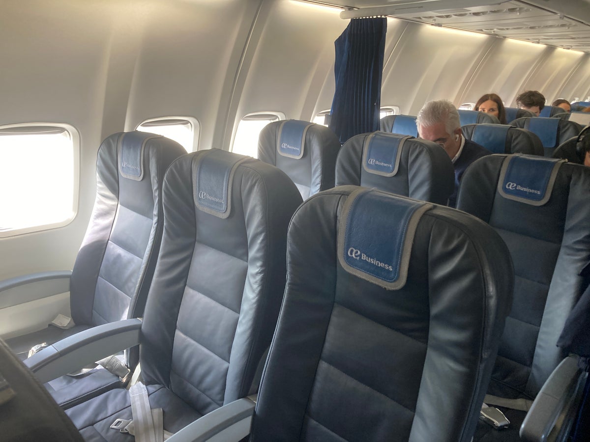 Air Europa business class seats on B737 800