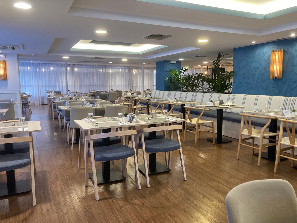 AluaSoul Costa Malaga Terra restaurant seating