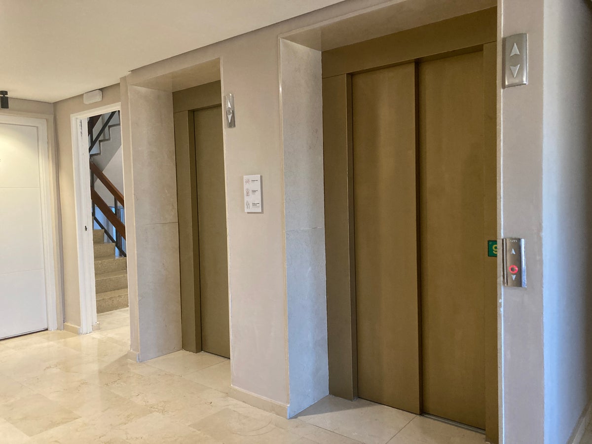 AluaSoul Costa Malaga elevator waiting area guest floor