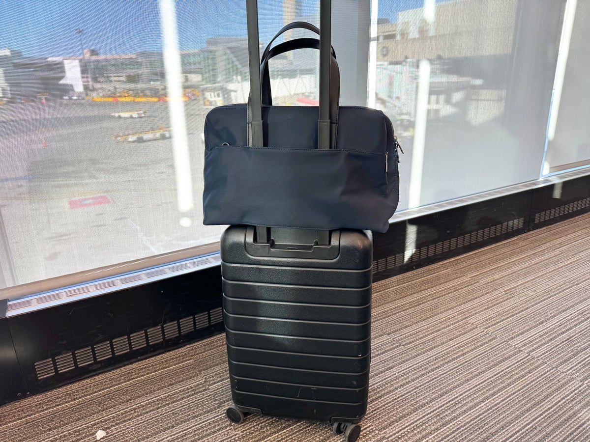 How (and Why) I Travel for a Week With Just a Carry-on Bag